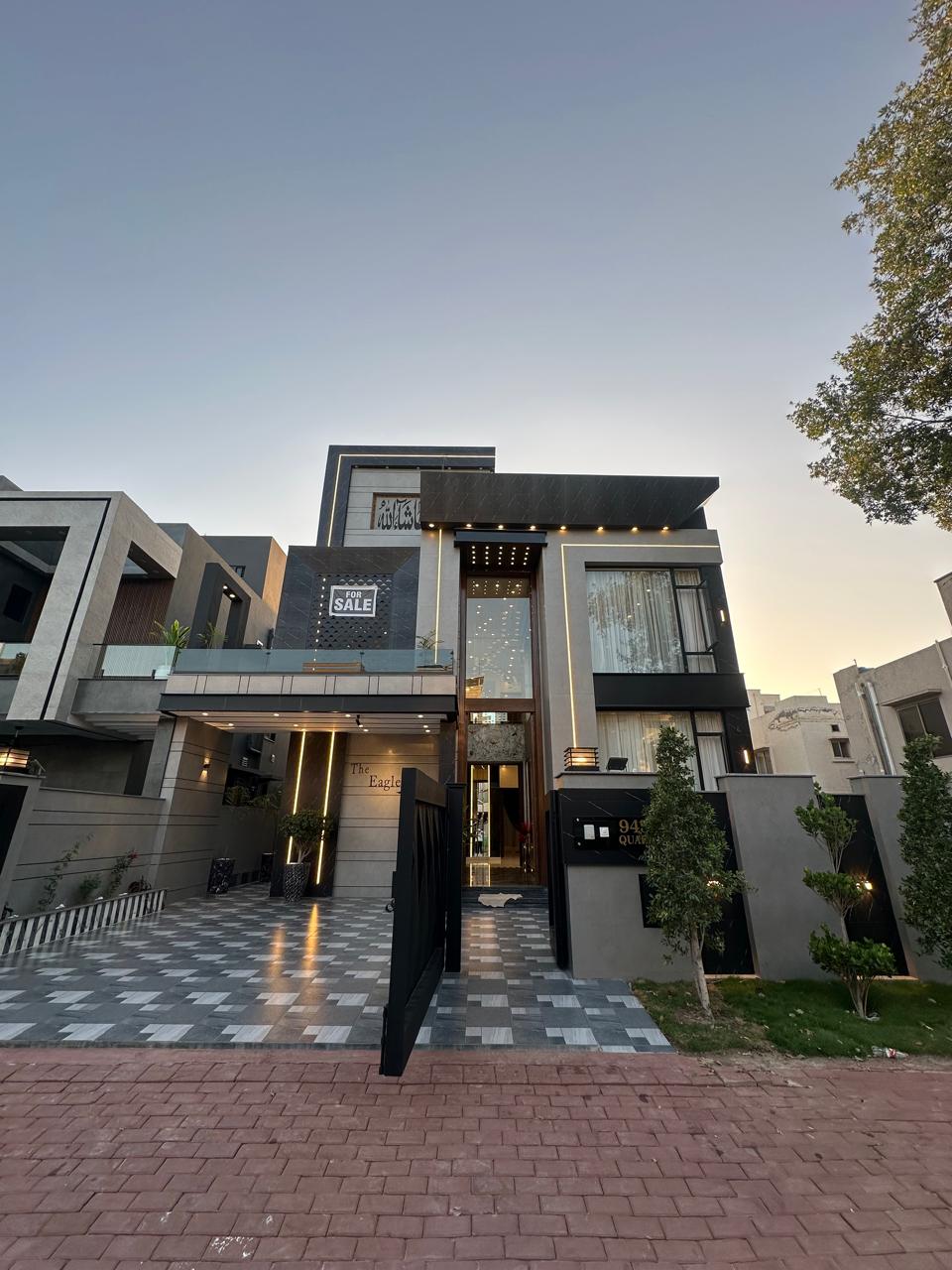 10 Marla House in Quaid Block