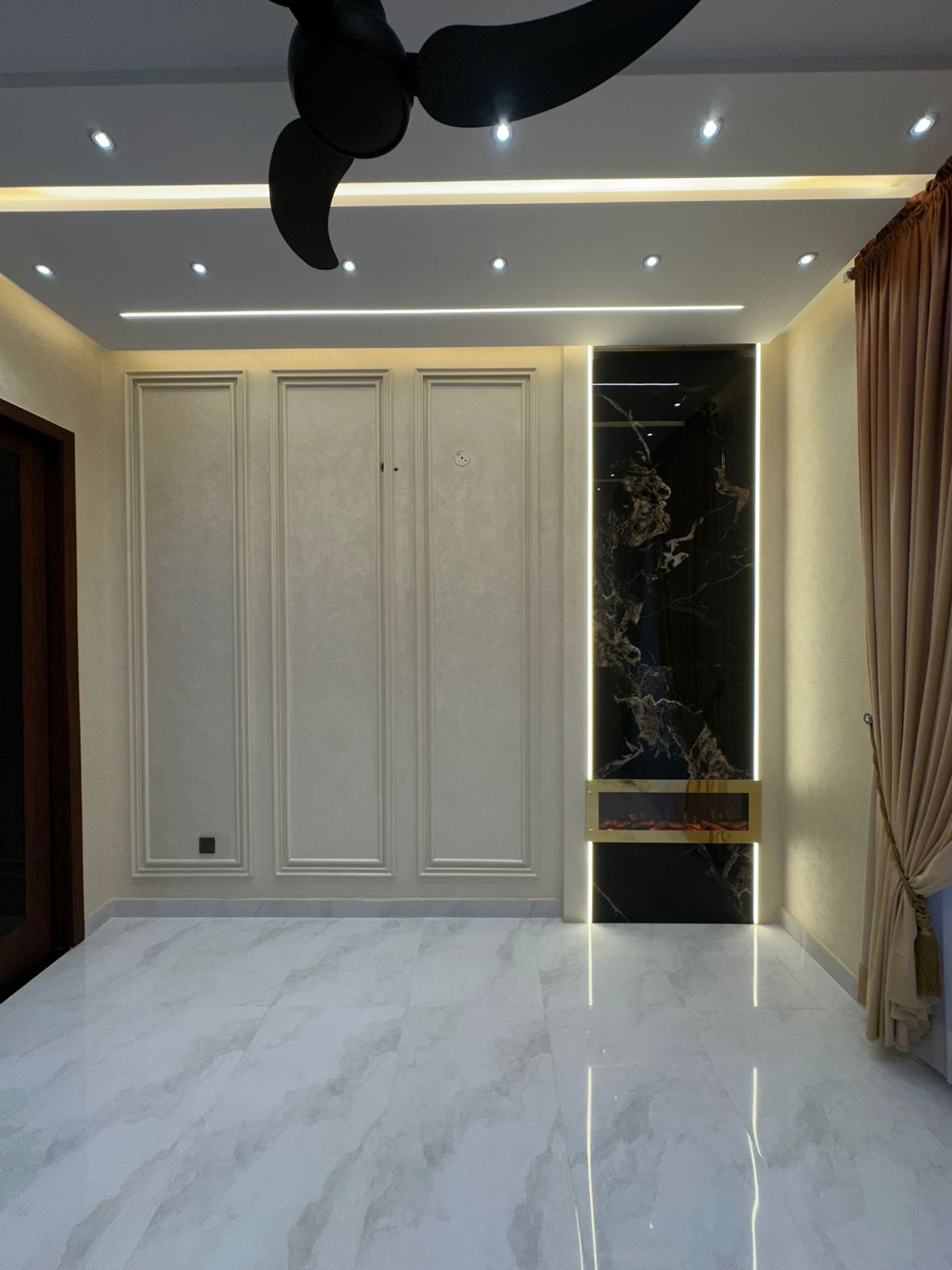 10 Marla Luxury Designer House - Image 21