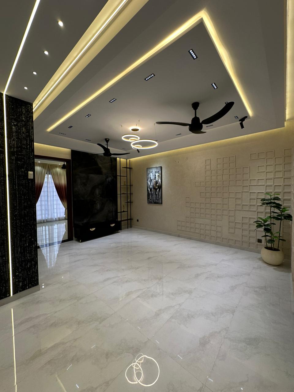 10 Marla Luxury Designer House - Image 36