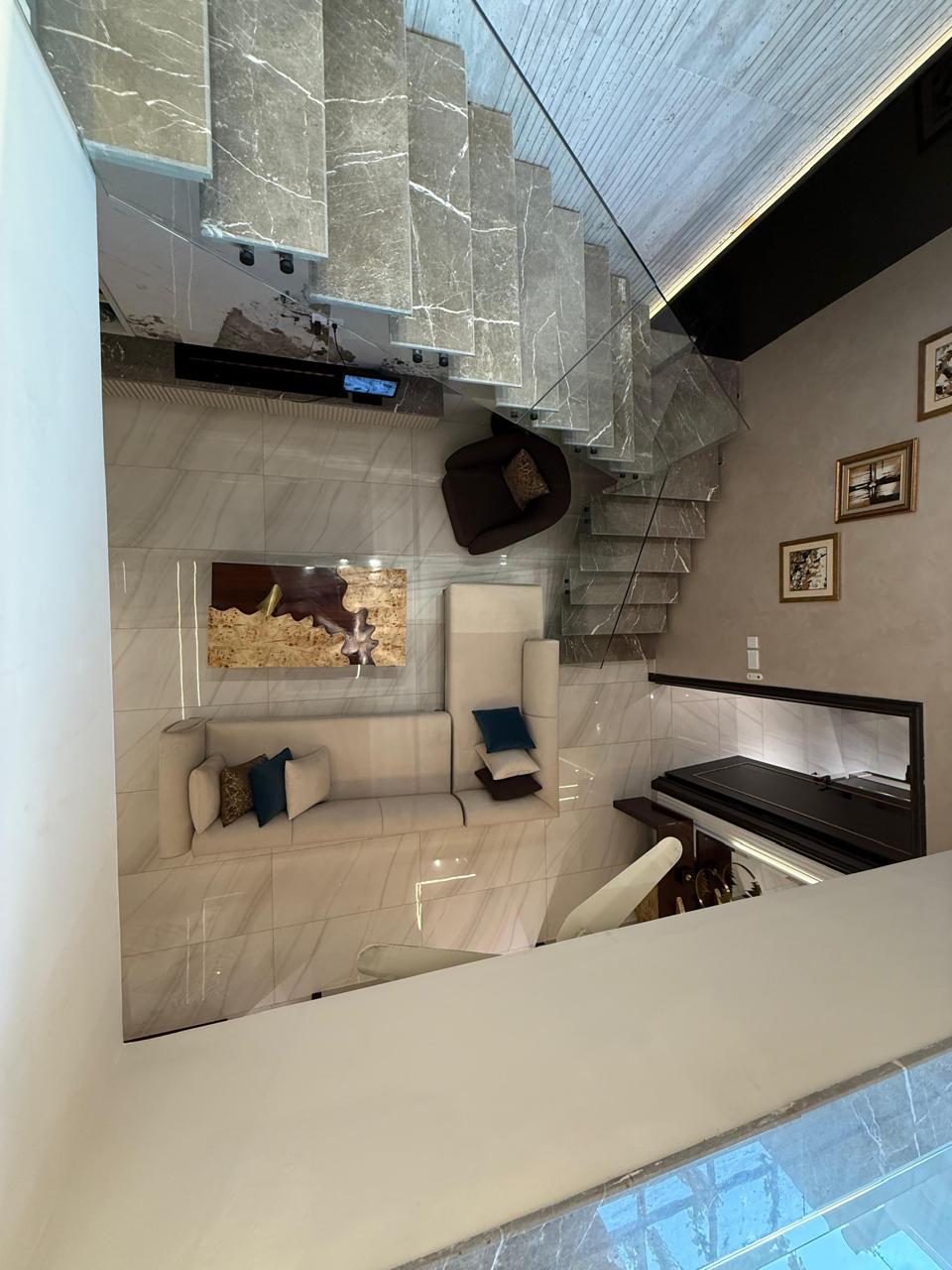 10 Marla Luxury Designer Furnished House - Image 11