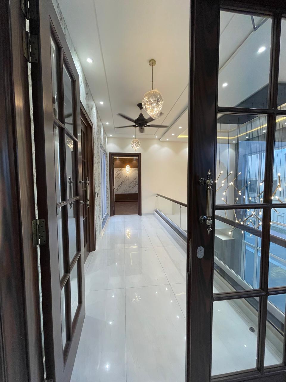 12.5 Marla Modern House - Image 6