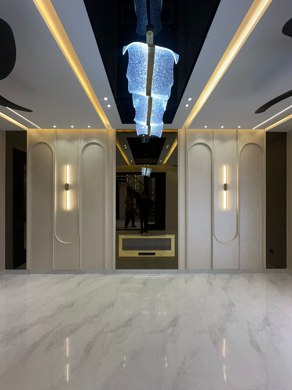 11 Marla House in Bahria Town Lahore - Image 2